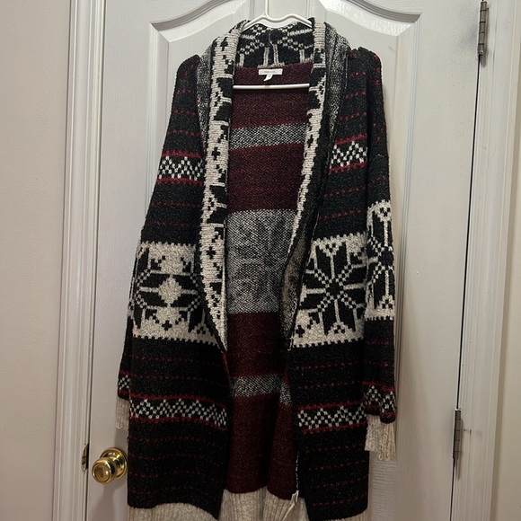 Maurice’s Women’s Fair Isle Shawl Cardigan Size Large - Picture 4 of 6